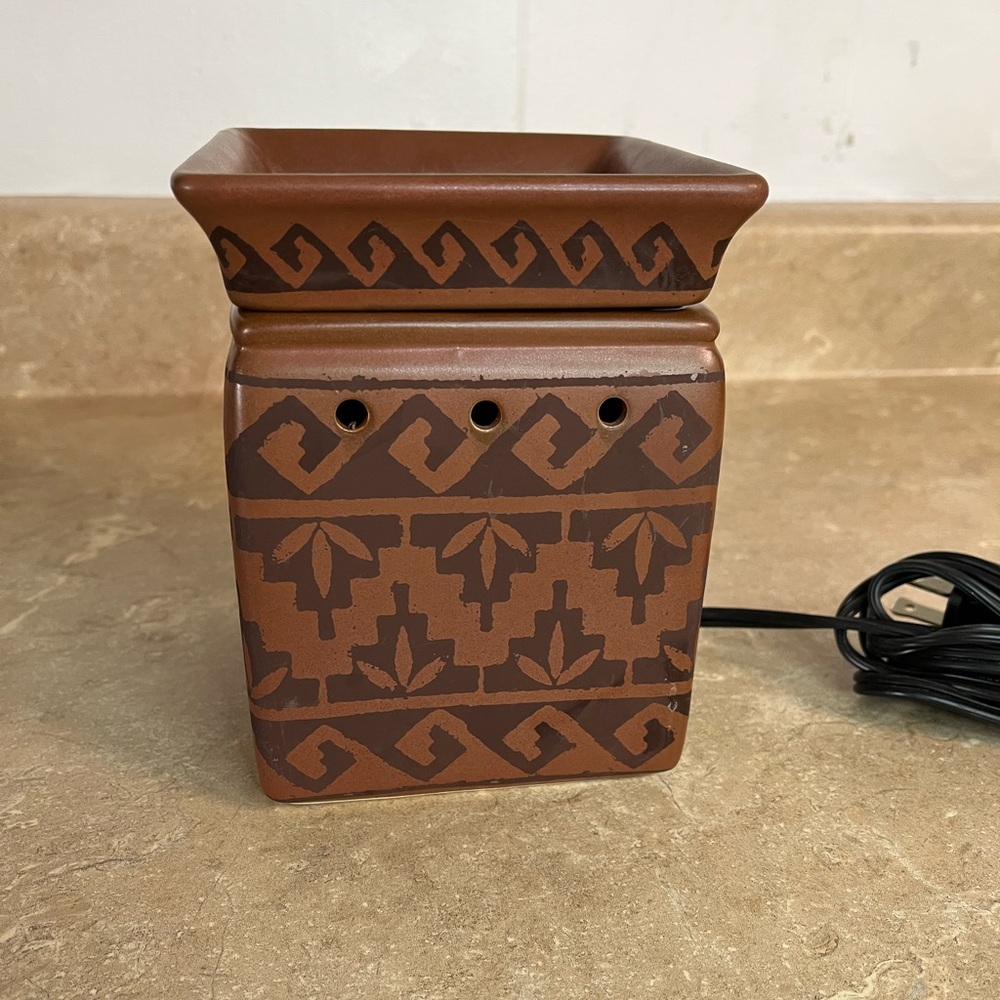 Scentsy Pueblo Wax Warmer